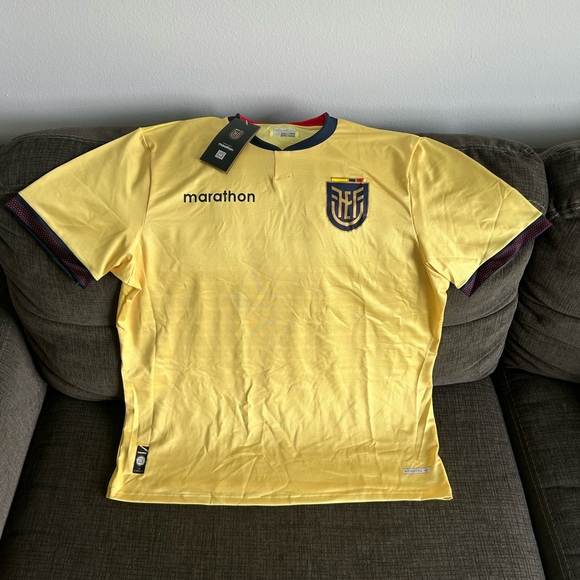 Marathon Other - Ecuador Authentic National Team World Cup Qualifier 2026 Yellow Jersey Men’s XL